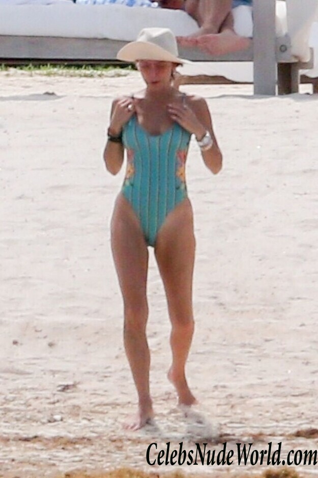 Bethenny Frankel Hot 52512