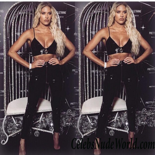 Barbie Blank Cleavage 52998