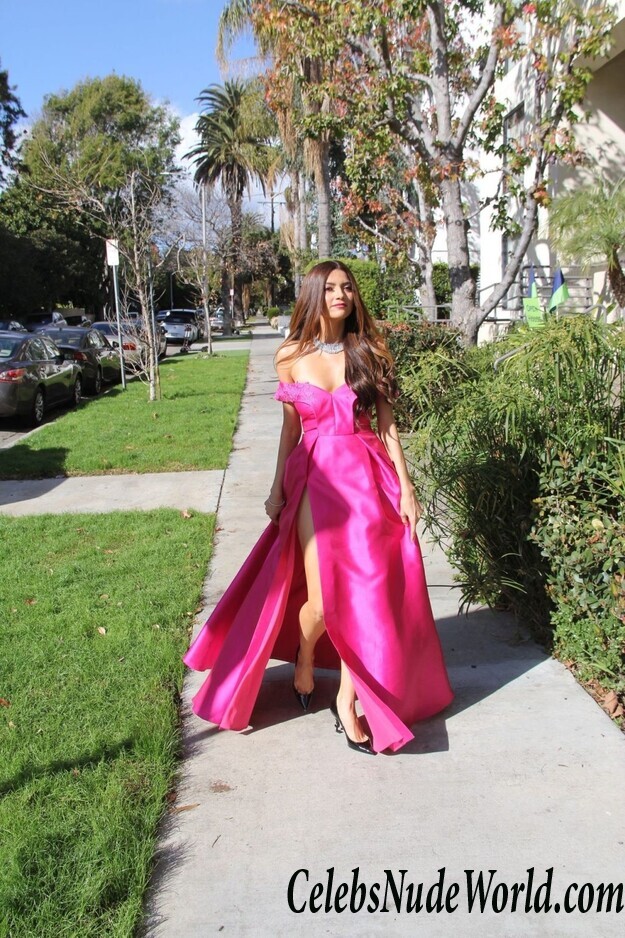 Blanca Blanco Cleavage 54442