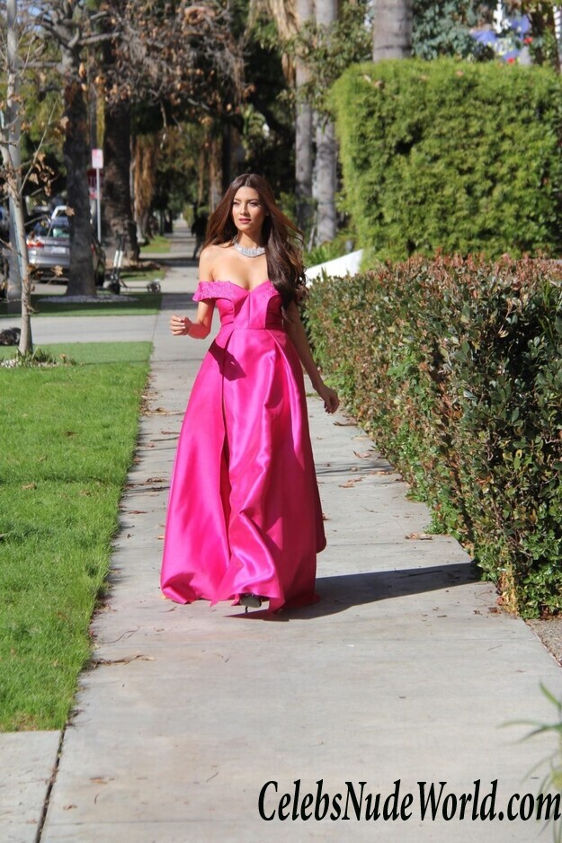 Blanca Blanco Cleavage 54463