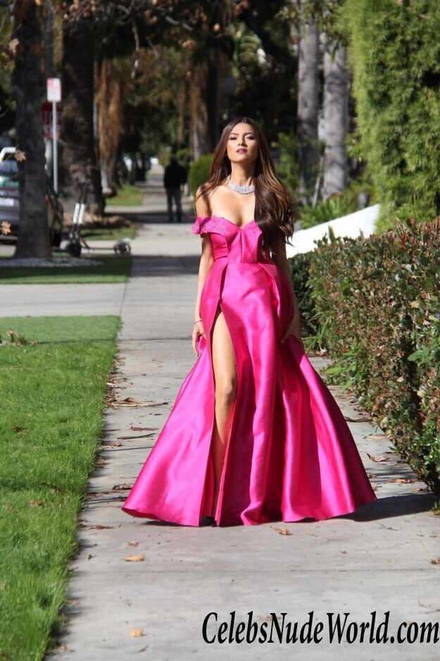 Blanca Blanco Cleavage 54472