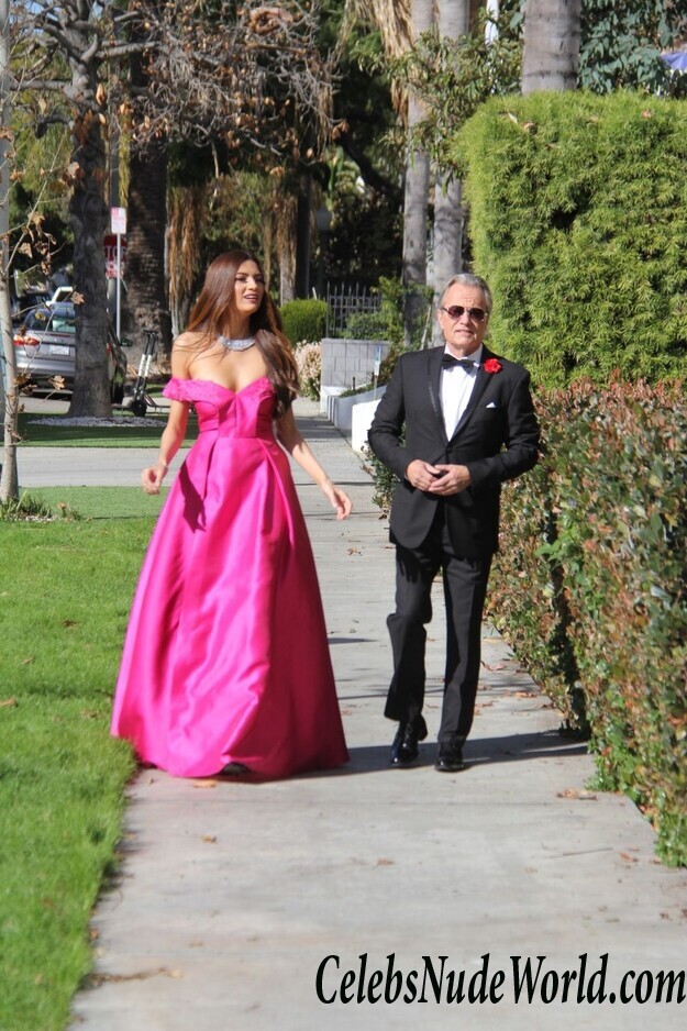 Blanca Blanco Cleavage 54487