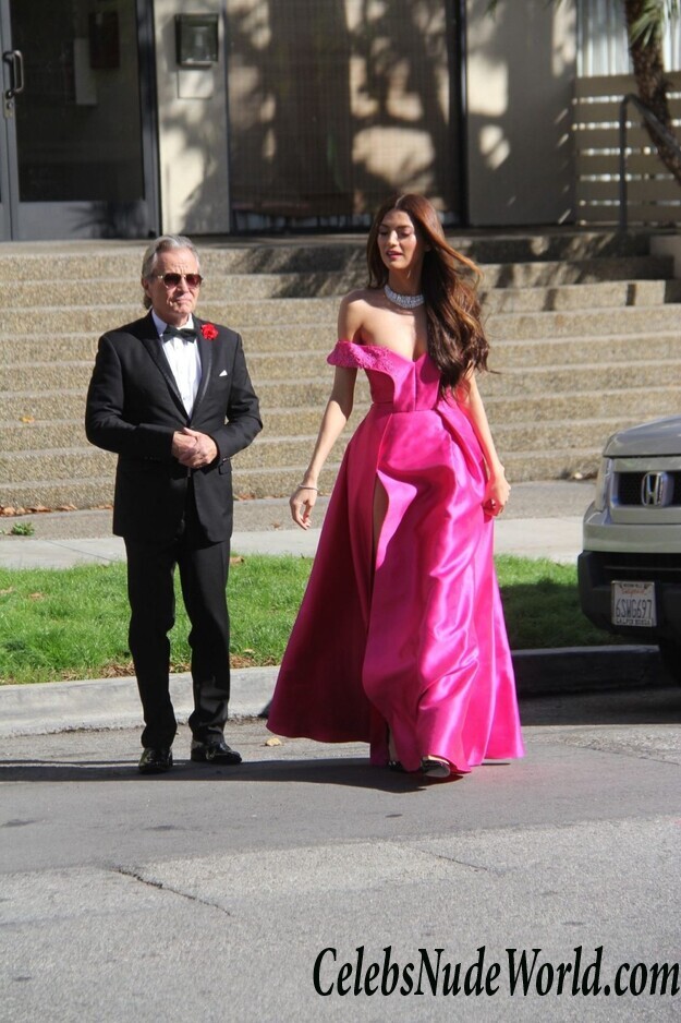 Blanca Blanco Cleavage 54499