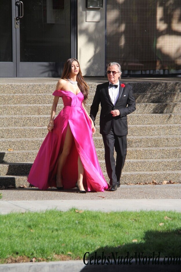 Blanca Blanco Cleavage 54514