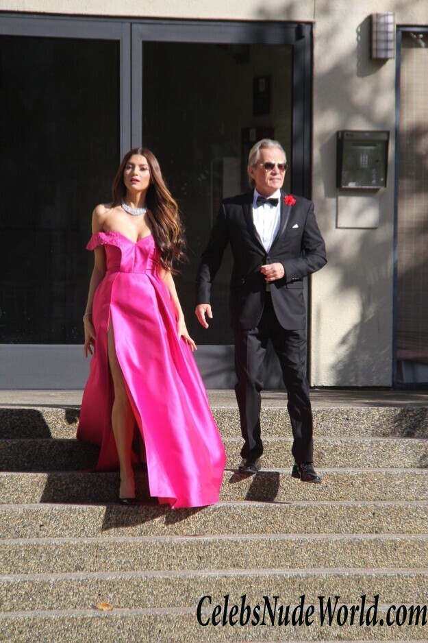 Blanca Blanco Cleavage 54526