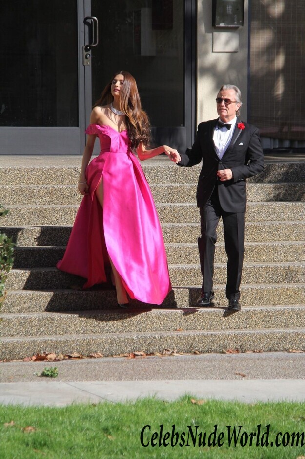 Blanca Blanco Cleavage 54527