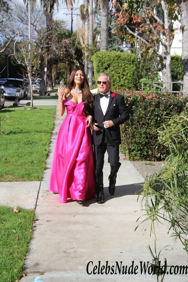 Blanca Blanco Cleavage 54529