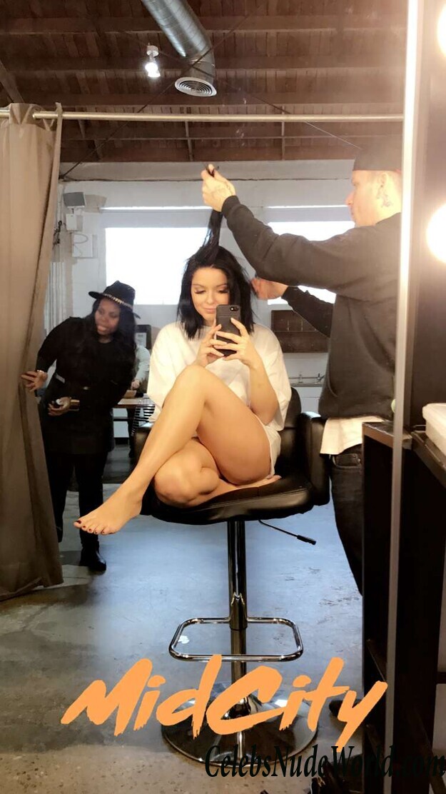 Ariel Winter Sexy Photos 54721