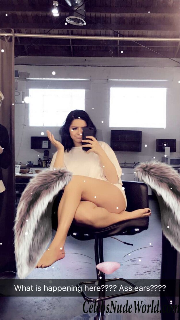 Ariel Winter Sexy Photos 54722