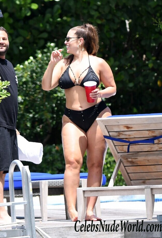 Ashley Graham Sexy 54925