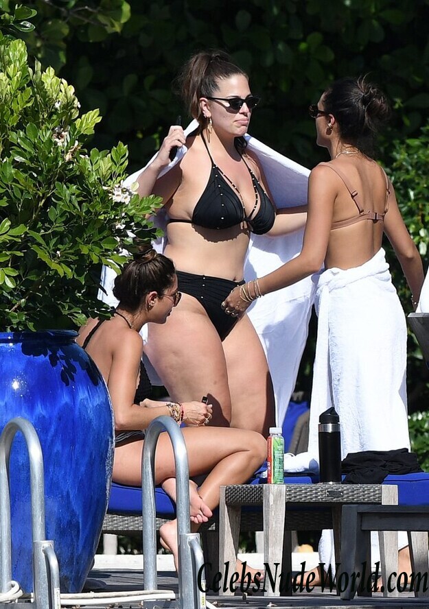 Ashley Graham Sexy 54935