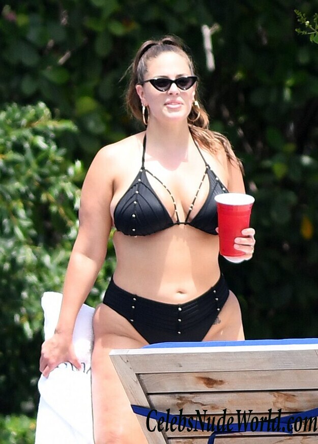 Ashley Graham Sexy 54938