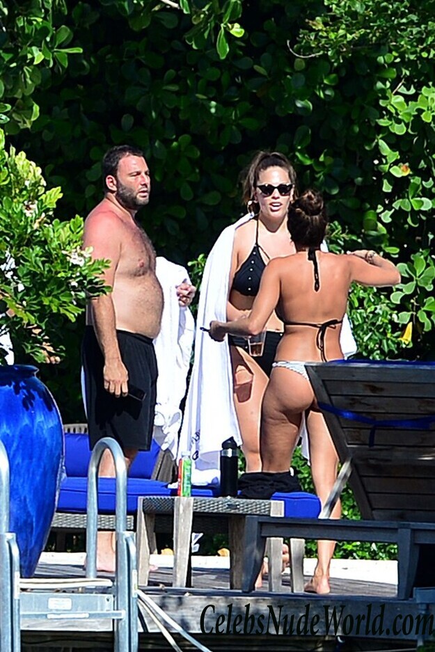 Ashley Graham Sexy 54949