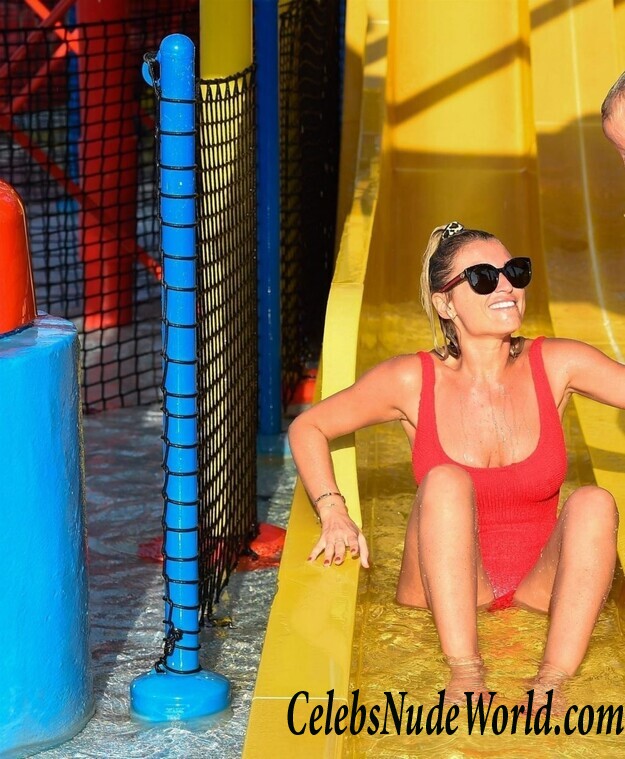Billie Faiers Swimsuit 54965
