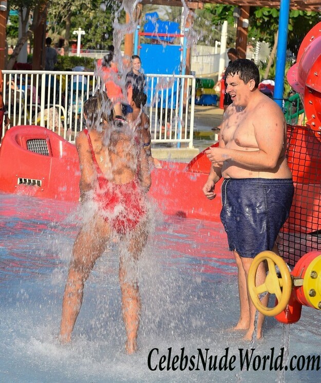 Billie Faiers Swimsuit 54970