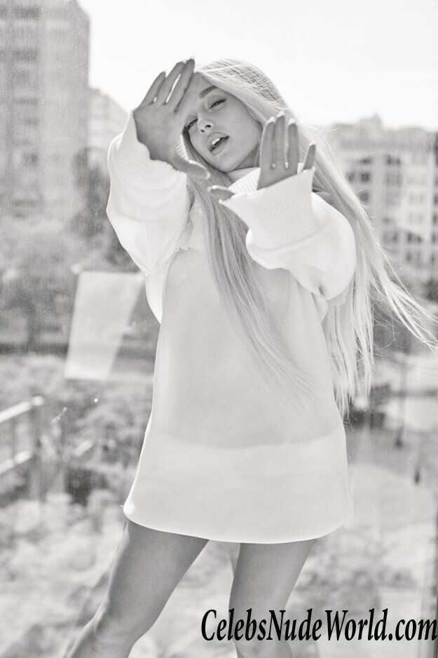 Ariana Grande Hot 55285