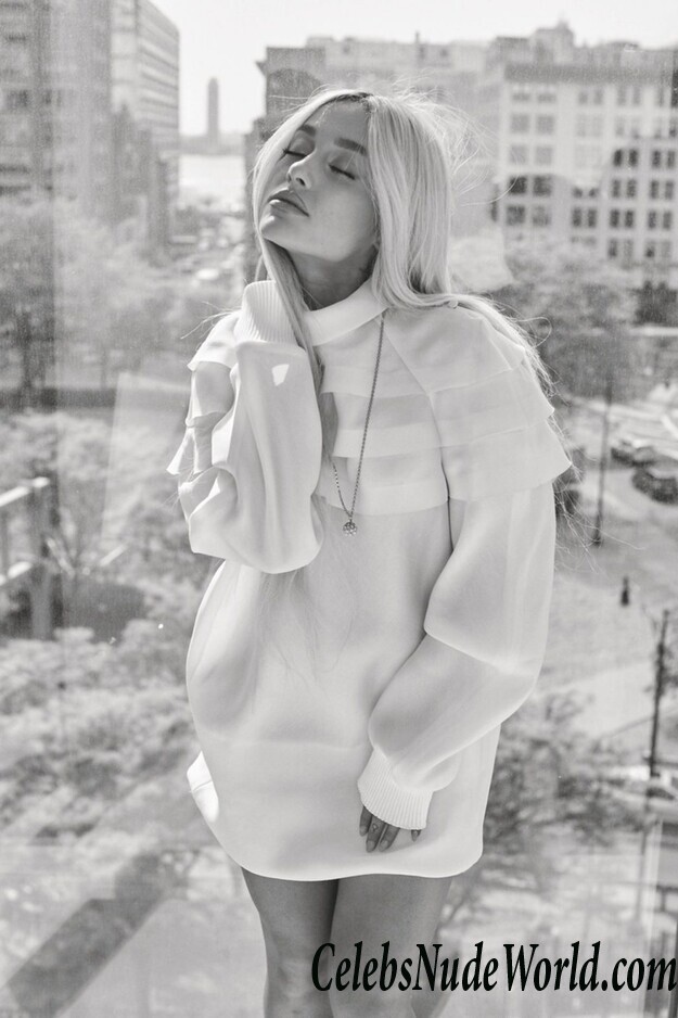 Ariana Grande Hot 55323