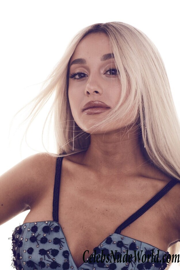 Ariana Grande Hot 55369