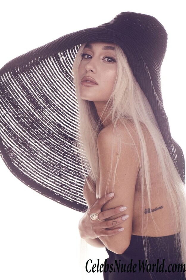 Ariana Grande Hot 55414