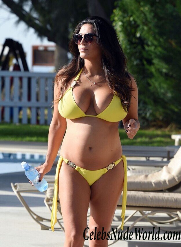 Casey Batchelor Bikini 56706