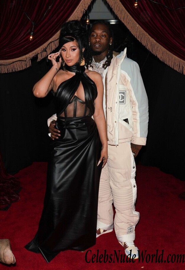 Cardi B Cleavage 56865