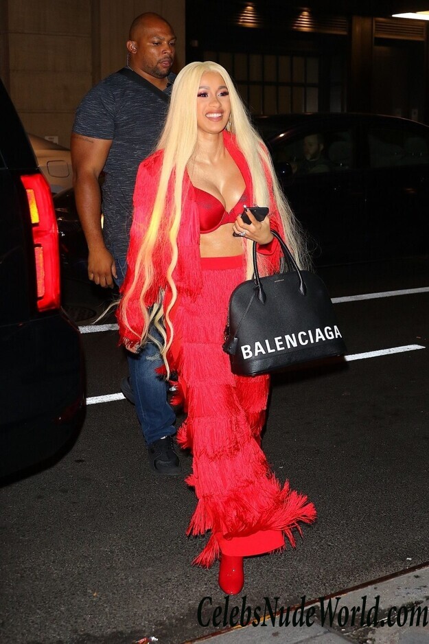 Cardi B Cleavage 56866