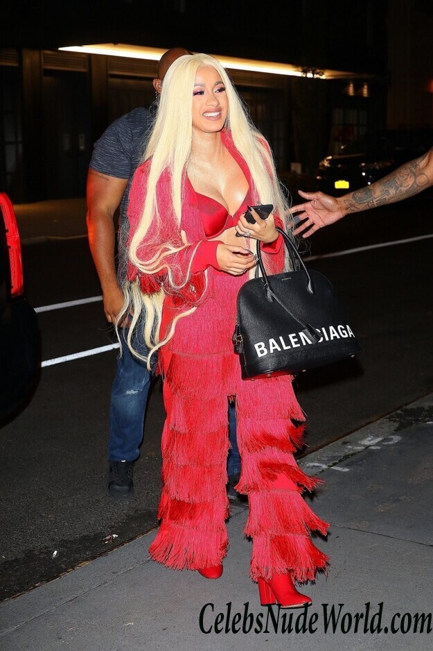 Cardi B Cleavage 56882