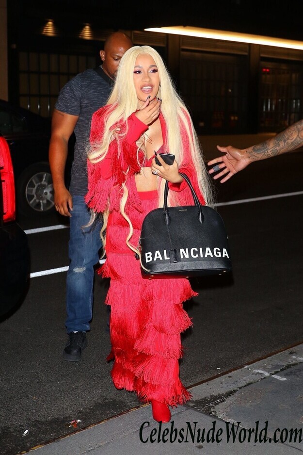 Cardi B Cleavage 56885