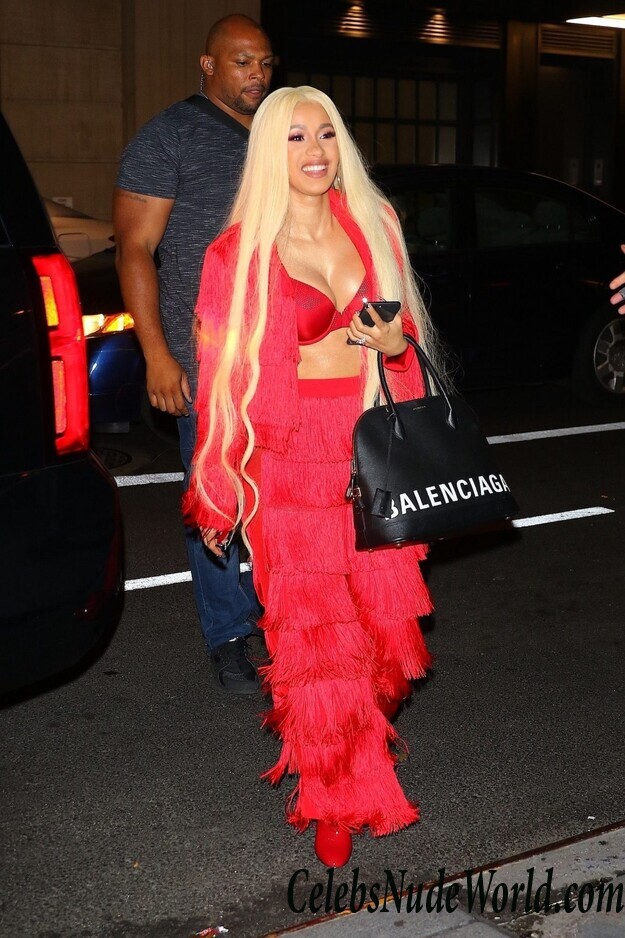 Cardi B Cleavage 56887