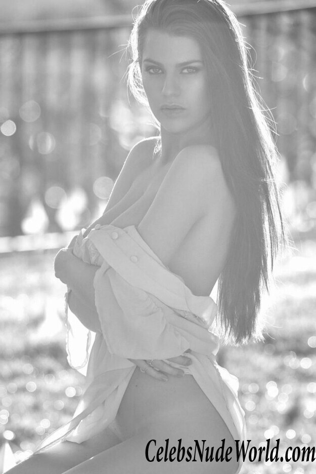 Brianna Stone Nude 56988