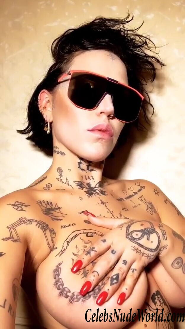 Brooke candy topless