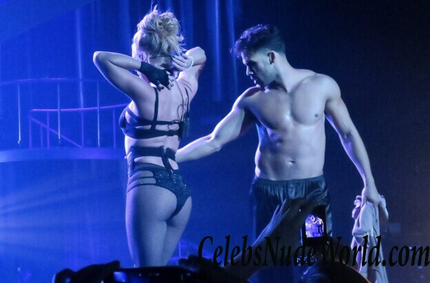 Britney Spears Sexy 57493