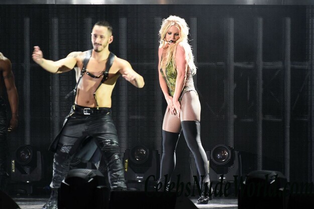 Britney Spears Sexy 57541