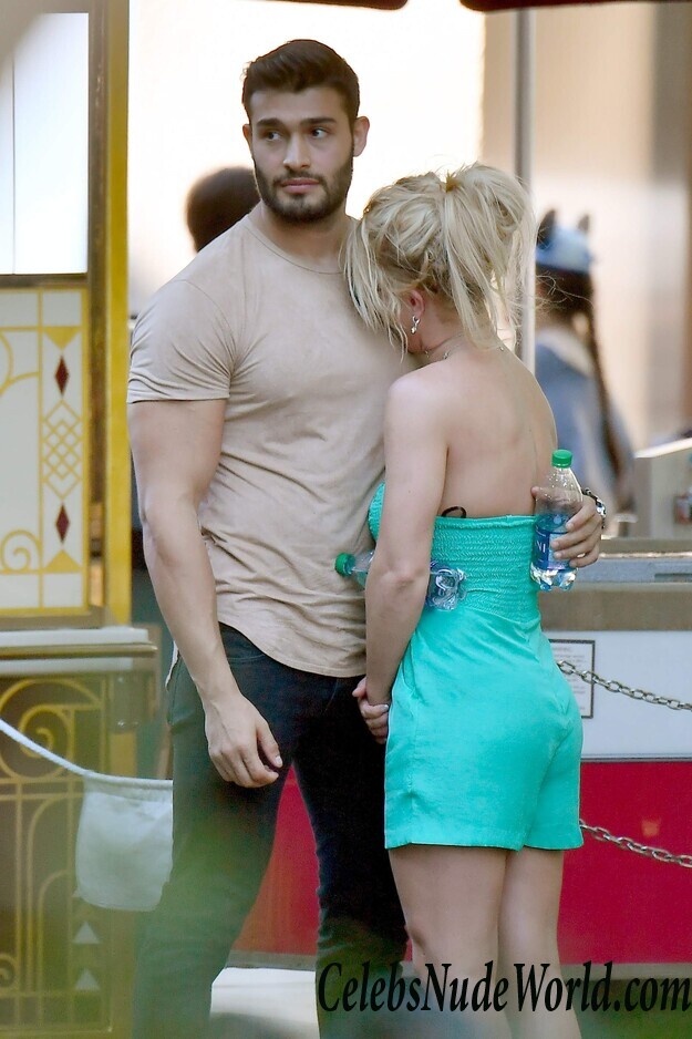 Britney Spears Sexy 57559