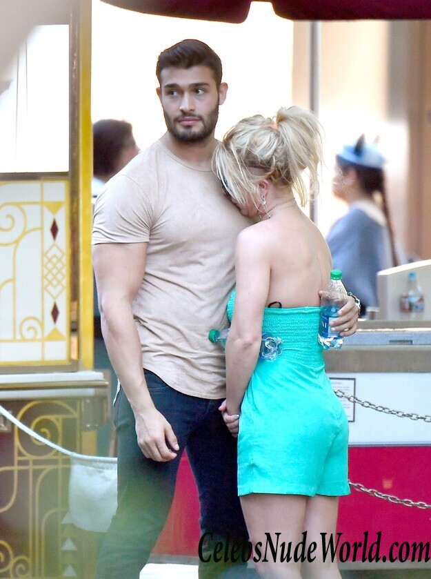 Britney Spears Sexy 57563