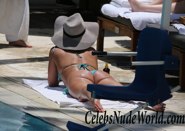 Britney Spears Sexy 57584