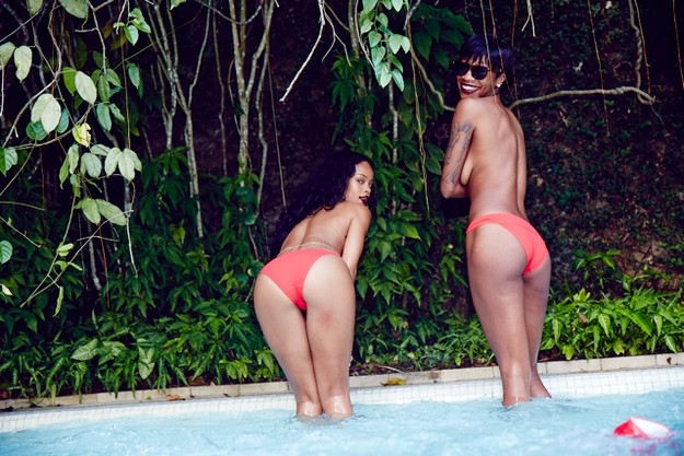 Rihanna 5789
