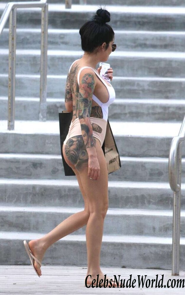 Cami Li Sexy Pics 58410