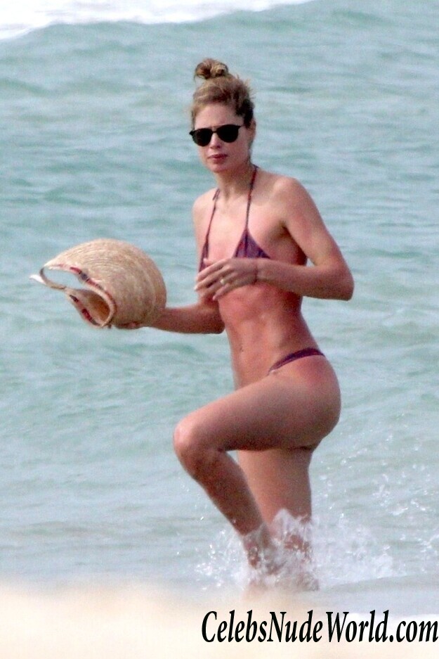 Candice Swanepoel & Doutzen Kroes Sexy 58583