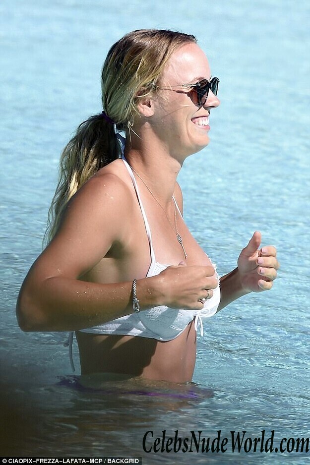 Caroline Wozniacki Bikini 58817