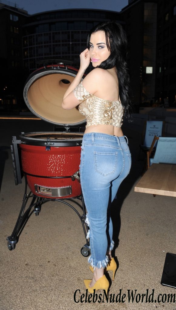 Carla Howe Sexy 58857