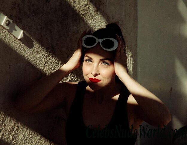 Brittany Curran Hot 59068