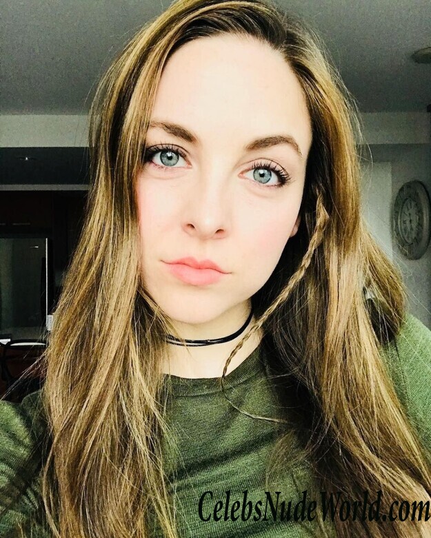 Brittany Curran Hot 59084
