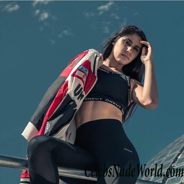 Caroline CLN Sexy 59184