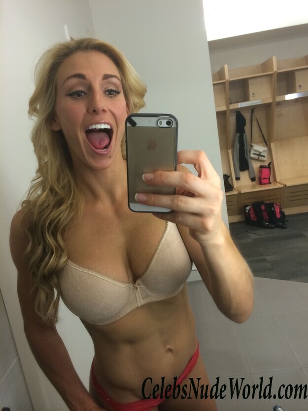 Charlotte Flair Leaked Nude Selfies 59385
