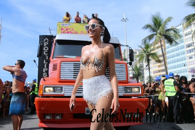 Bruna Marquezine Sexy 59621