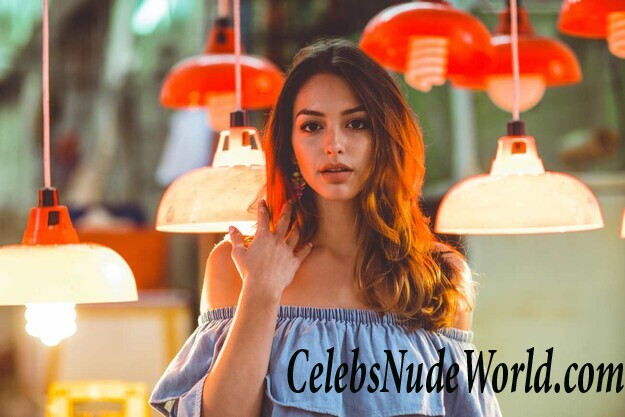 Celine Farach Sexy 60393