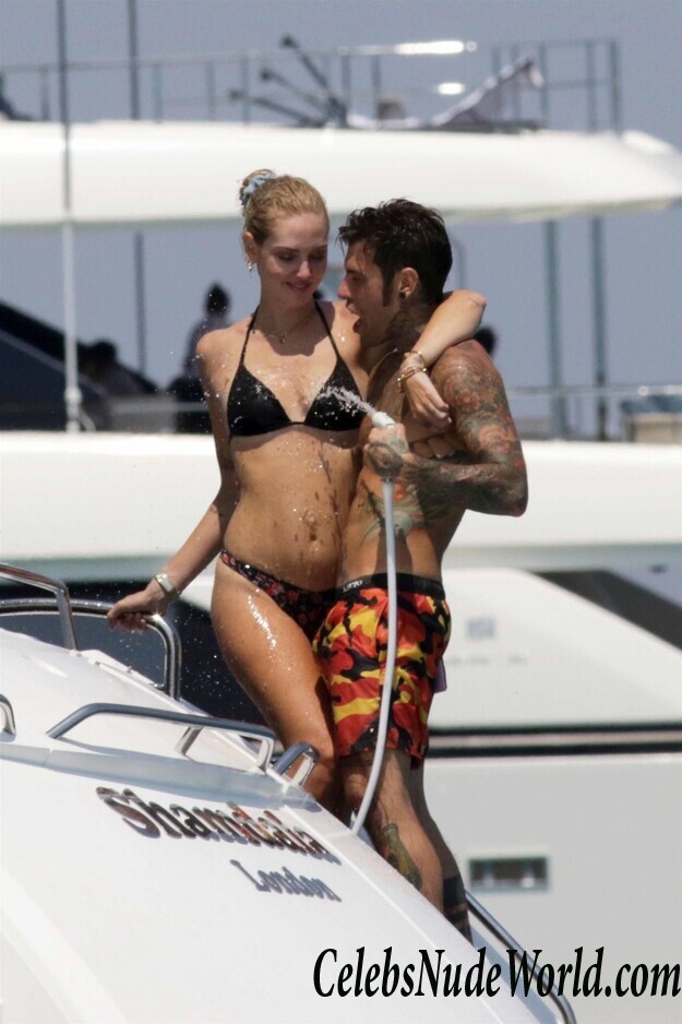 Chiara Ferragni Bikini 60609