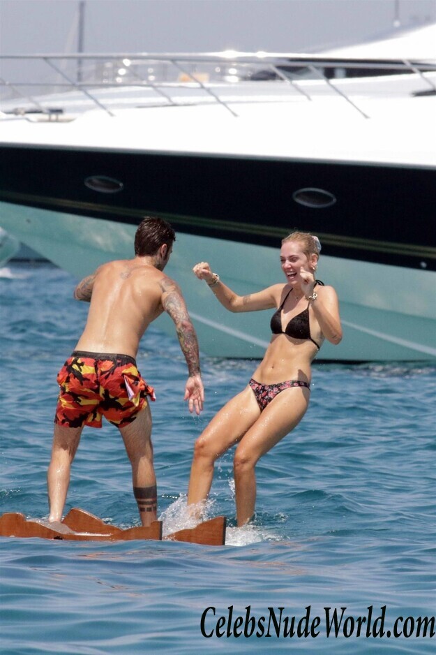 Chiara Ferragni Bikini 60612