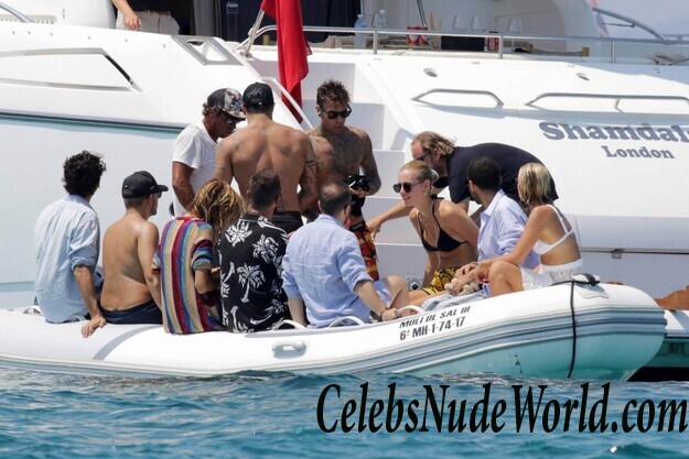 Chiara Ferragni Bikini 60618